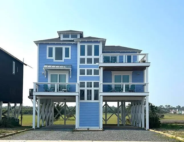 Holden Beach House Second Row With Surround Views!
